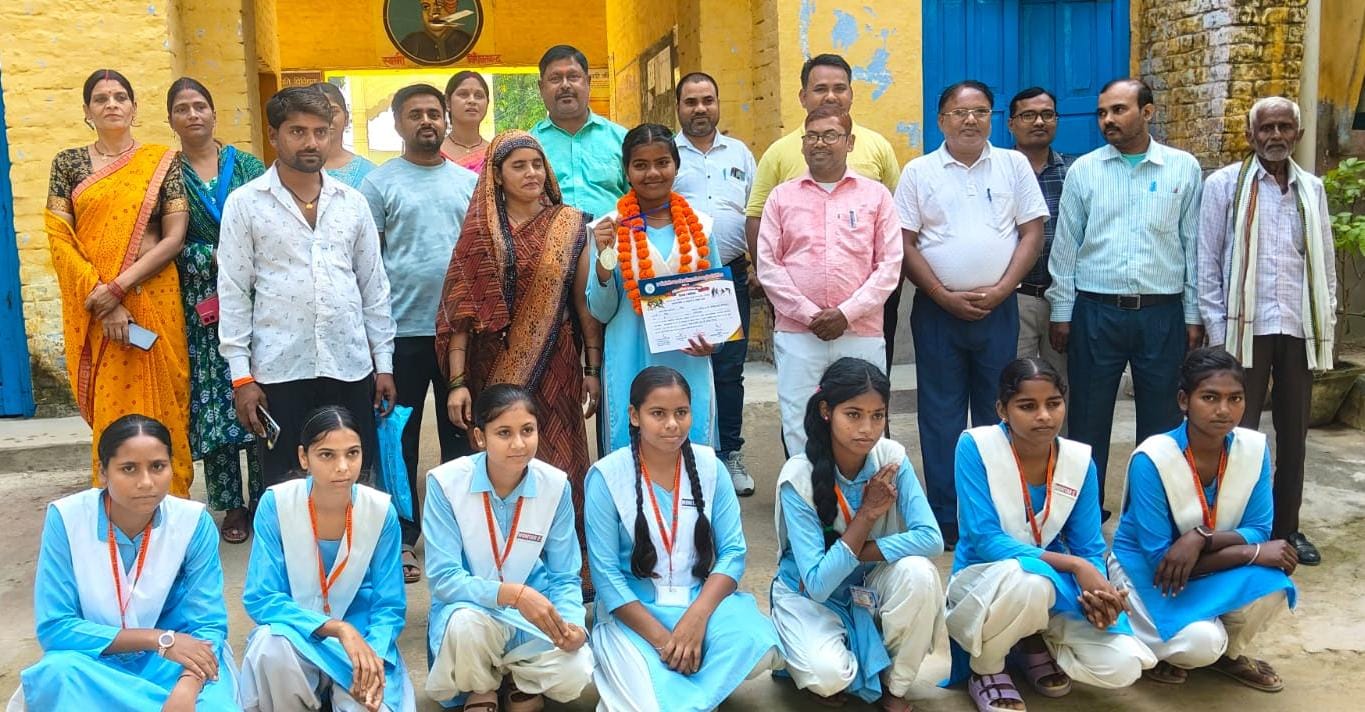 प्रदेशीय कबड्डी प्रतियोगिता में नेहा ने बढ़ाया जनपद का मान - अंडर-14 बालिका वर्ग में द्वितीय स्थान हासिल करने पर सर्वोदय इंटर कॉलेज में हुआ भव्य स्वागत