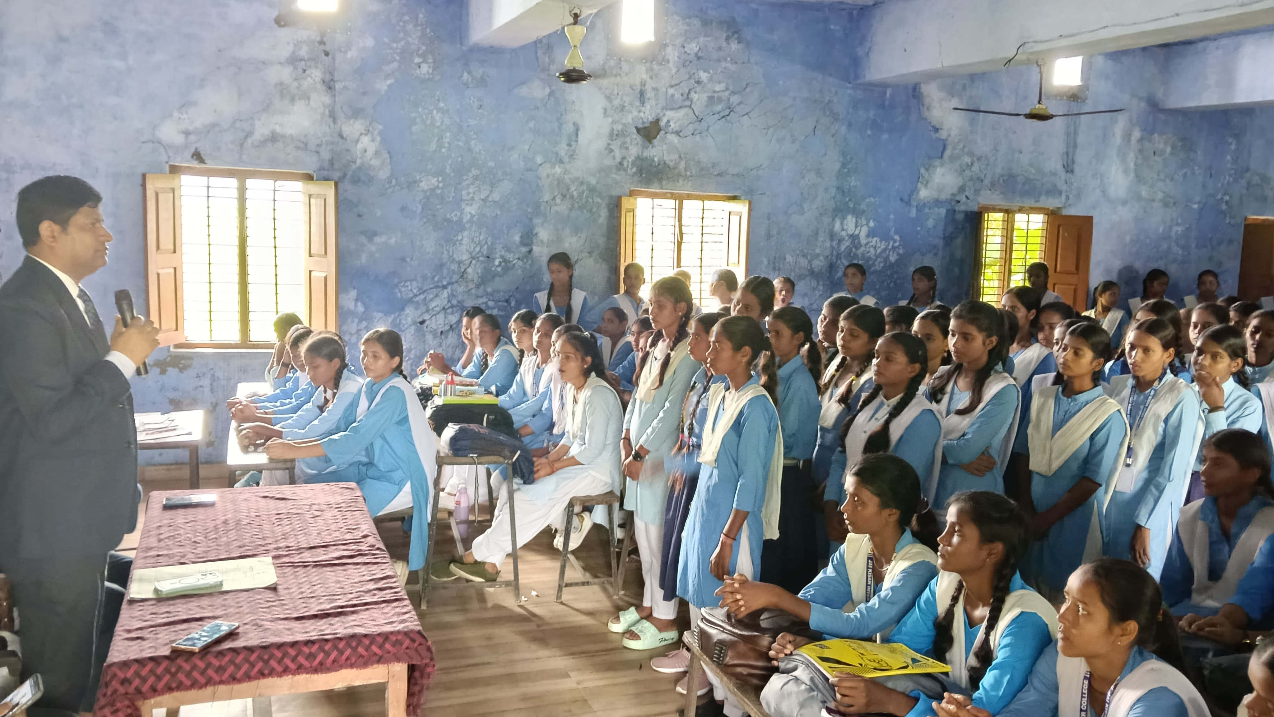 जय किसान इंटर कॉलेज में पॉक्सो एक्ट पर विशेष जागरूकता कार्यक्रम आयोजित, बच्चों को बताए कानूनी अधिकार