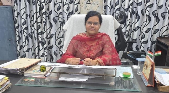 वित्त एवं लेखाधिकारी माध्यमिक का अतिरिक्त प्रभार  नीतू सिंह यादव को, शिक्षक संघ ने दी बधाई