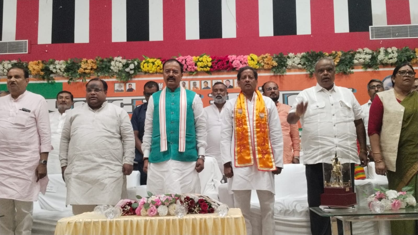पीडीए के घोषणा पत्र पर अखिलेश यादव को घेरा, मेडिकल कॉलेज का नाम बदलने का लगाया आरोप