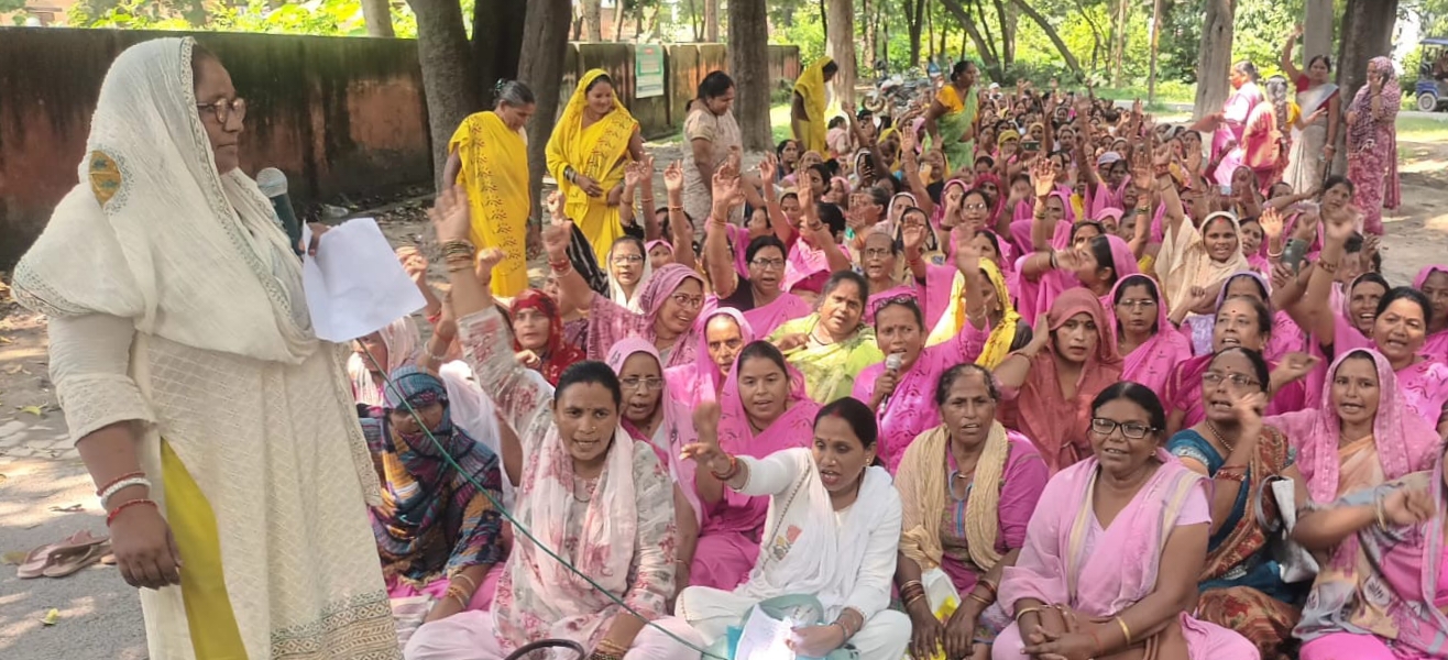आंगनबाड़ी कार्यकर्ताओं के मानदेय को लेकर मुख्यमंत्री को भेजा ज्ञापन  न्यूनतम 18 हजार रुपये मासिक मानदेय और अन्य सुविधाएं देने की उठाई मांग