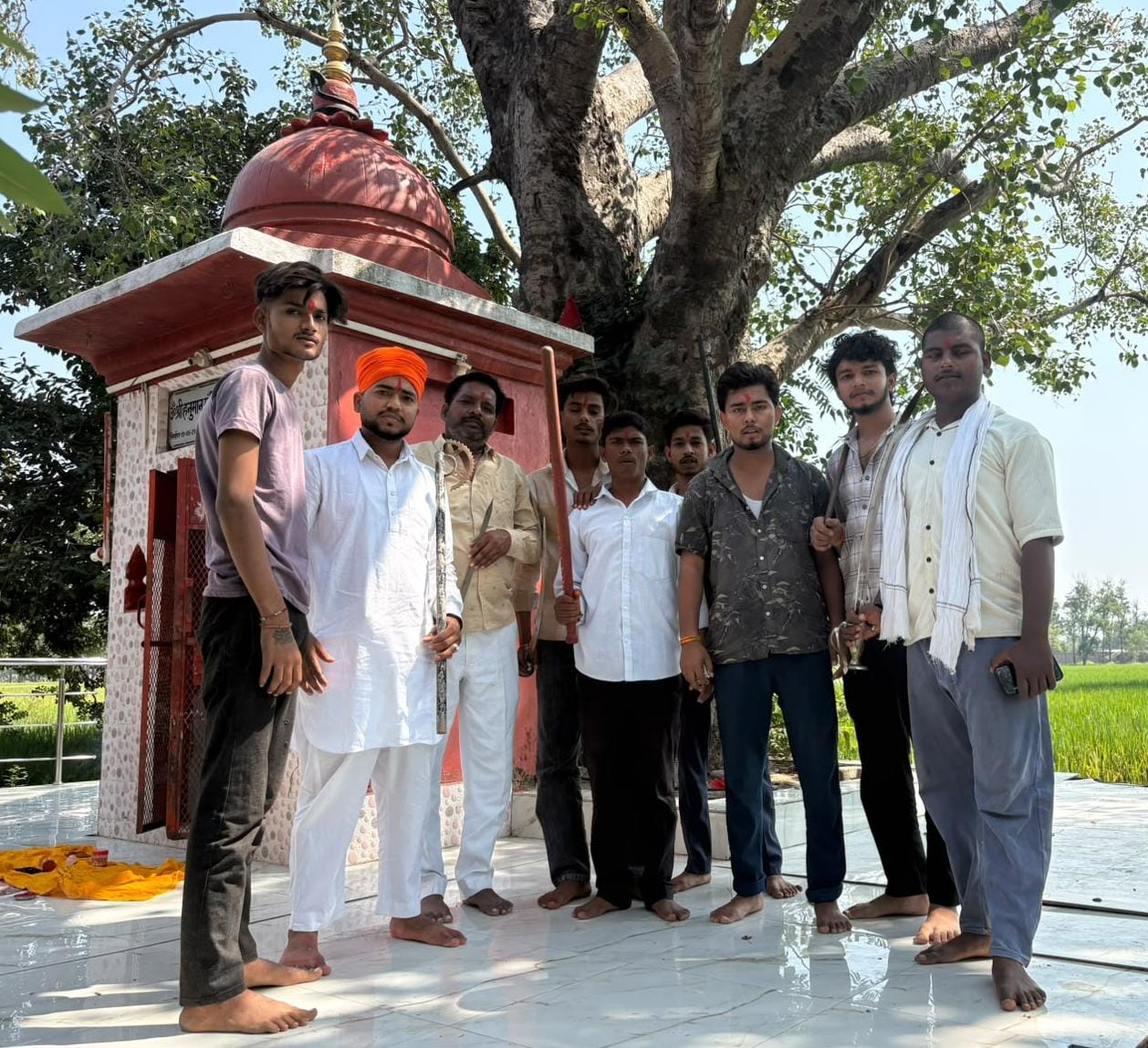 सड़क-नाली की बदहाली पर भाकियू नेता विपिन यादव का ऐलान, 24 अक्टूबर से अनिश्चितकालीन भूख हड़ताल की तैयारी ऐरायां ब्लॉक परिसर में प्रस्तावित धरने को लेकर प्रशासन पर बढ़ा दबाव