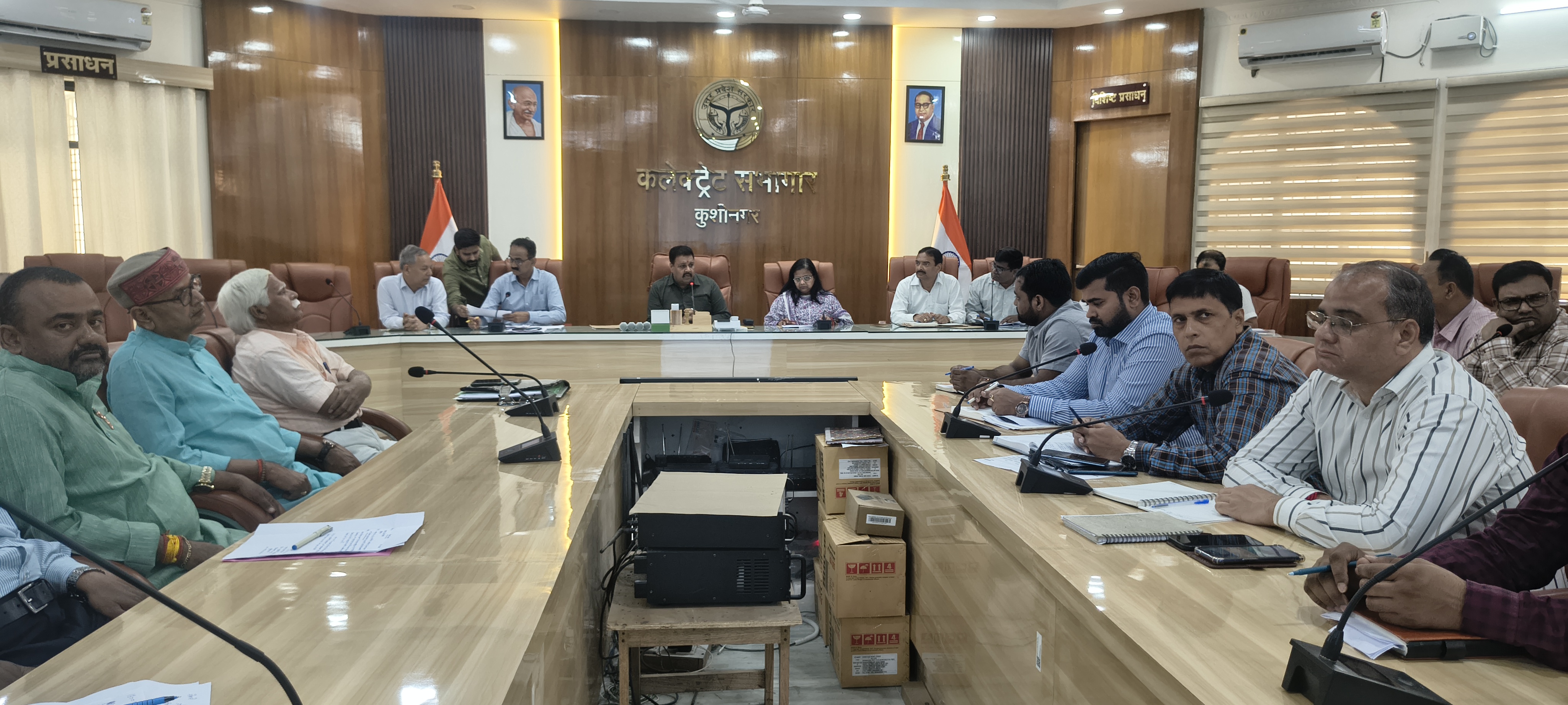 पराली न जलाएं किसान, वैज्ञानिक विधि से करें प्रबंधन  डीएम