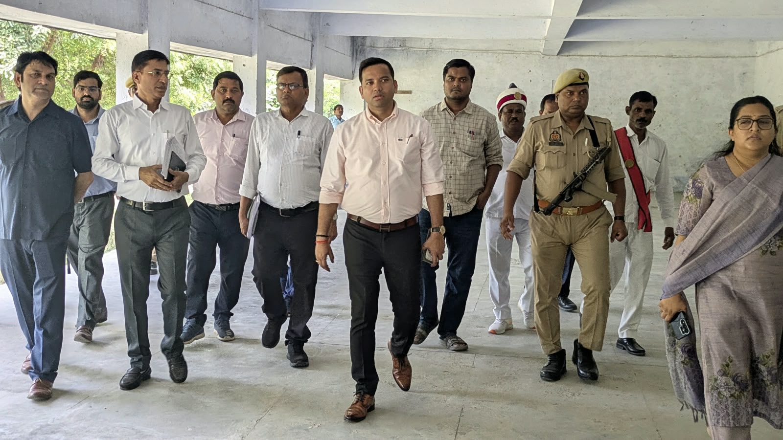 जिला निर्वाचन अधिकारी ने किया ईवीएम/वीवीपैट वेयरहाउस का मासिक निरीक्षण सुरक्षा व्यवस्था, सीसीटीवी कैमरों एवं अग्निशमन उपकरणों की कार्यशीलता का लिया जायजा
