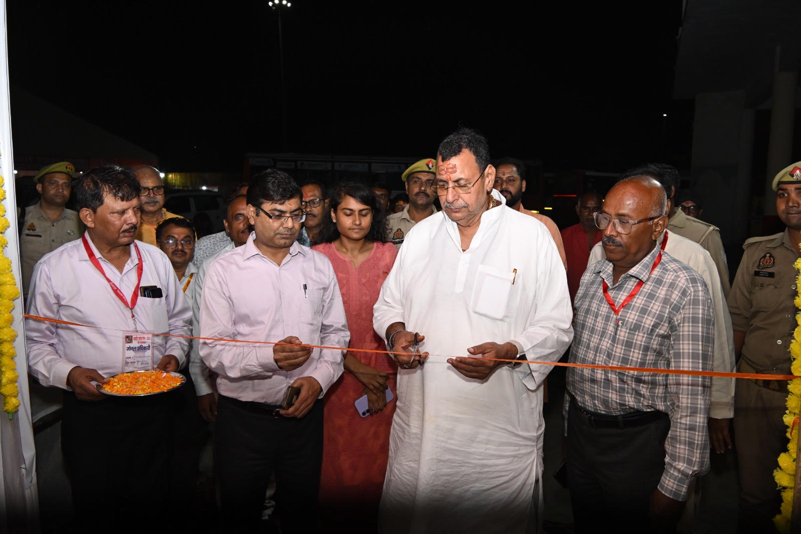 नगर विधायक ने विंध्य महोत्सव और विकास प्रदर्शनी का किया उद्घाटन