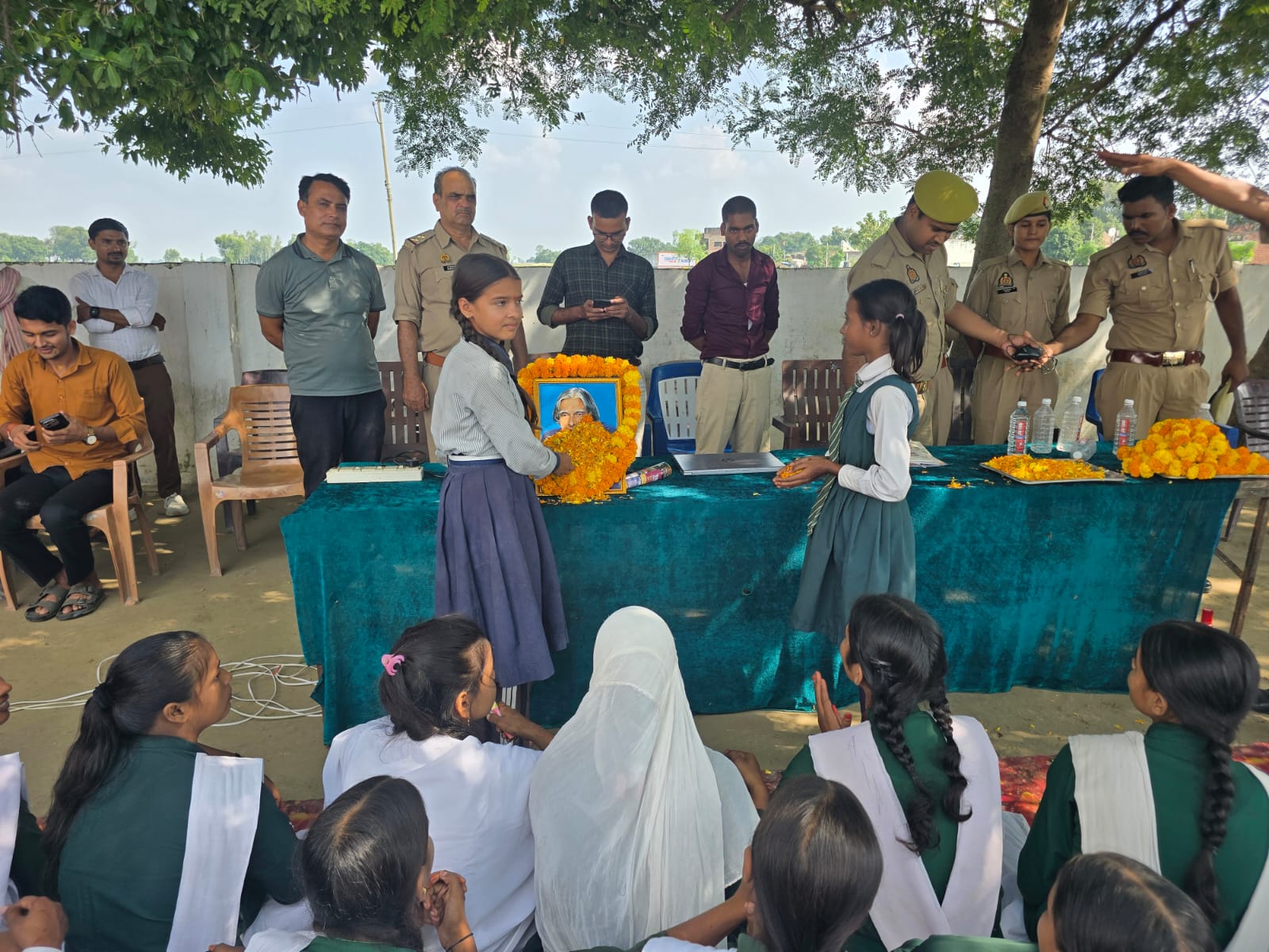 कासिम इंटर कॉलेज में मनी डॉ. कलाम की जयंती, विद्यार्थियों ने सीखे खगोल विज्ञान व साइबर सुरक्षा के गुर