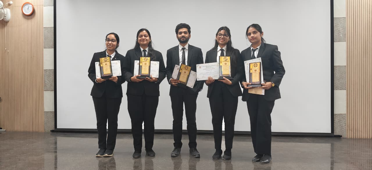 सीएमपी डिग्री कॉलेज में विधि के नवप्रवेशी विद्यार्थियों का स्वागत ओरिएंटेशन कार्यक्रम में विशेषज्ञों ने दिया मार्गदर्शन, पांच मेधावी विद्यार्थियों का सम्मान