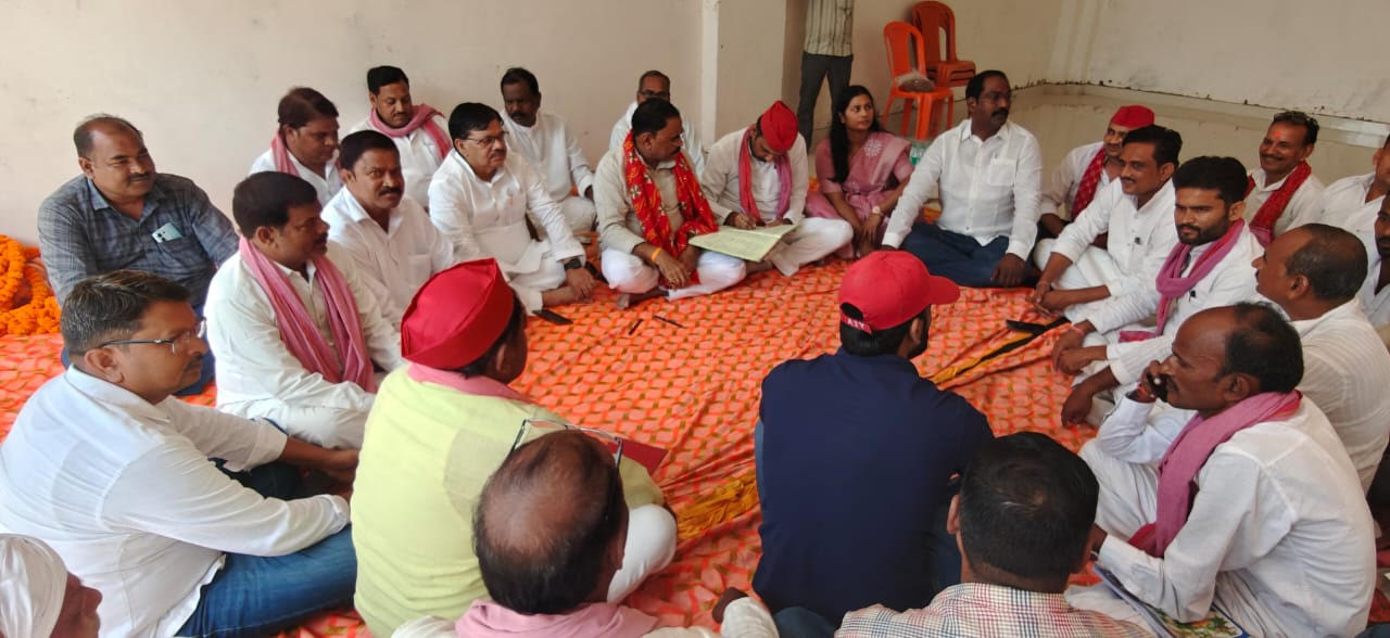 भाजपा कार्यकर्ता की तरह काम कर रहा है चुनाव आयोग- अशोक यादव