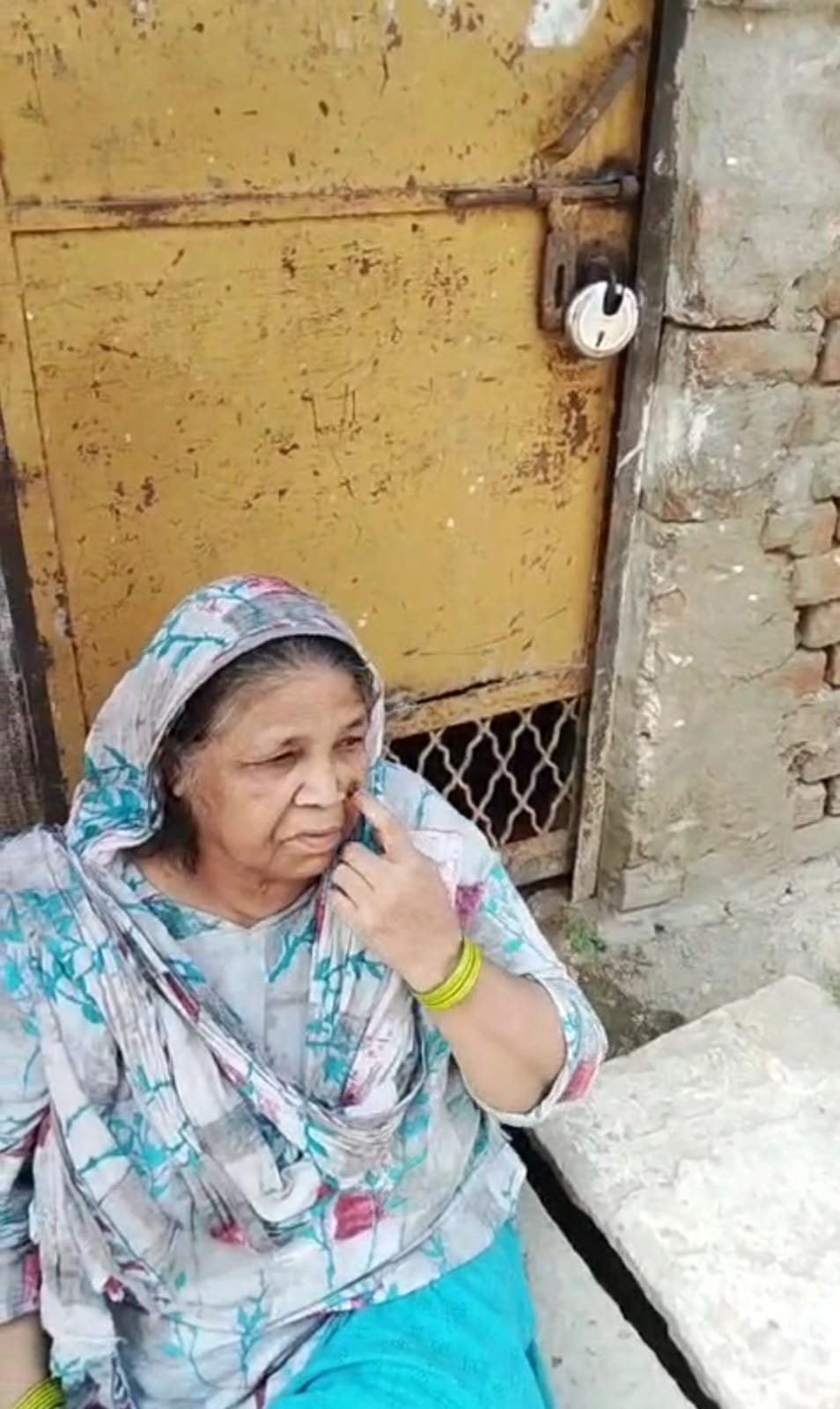प्रयागराज के पुलिस कमिशनर नें बचाया गरीब का घर, भू माफियाओ का मंसूबा नहीं हुआ पूरा