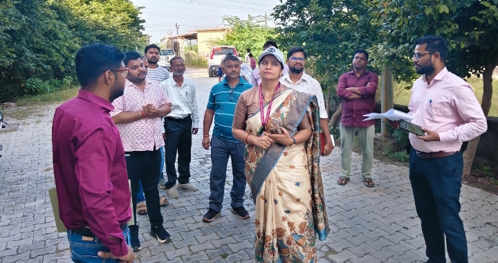 गुरसराय में आसरा आवासों का एडीएम ने किया भौतिक सत्यापन, 147 आवासों पर नए लोग कर सकेंगे आवेदन