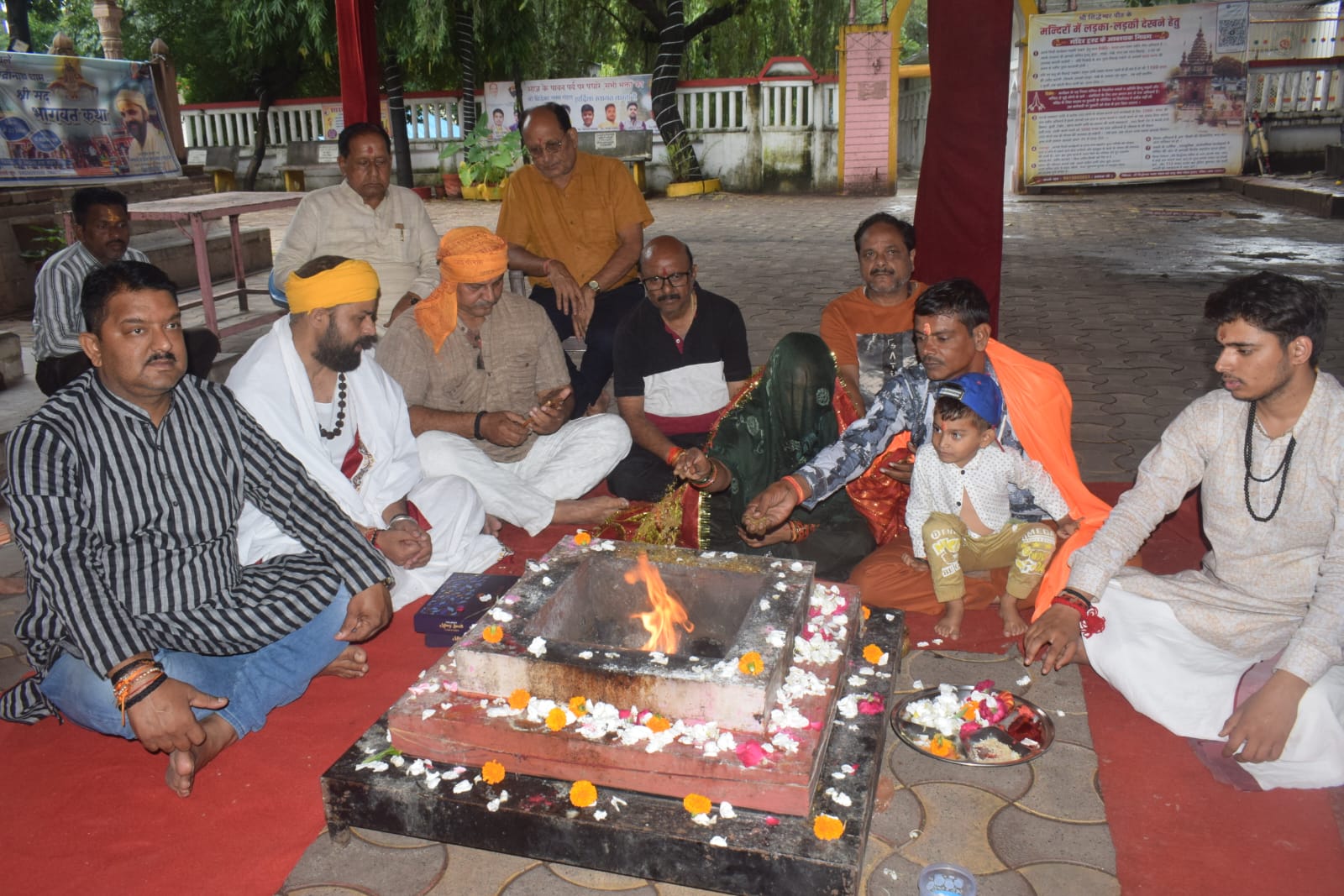 राजापुर के राजकुमार ने अपनाई सनातन संस्कृति, सिद्धेश्वर मंदिर में विधि-विधान से की घर वापसी