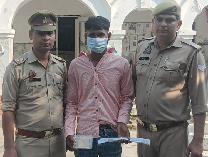 नकुड़ पुलिस ने 24 घंटे में मंदिर से दानपात्र चोरी का किया खुलासा