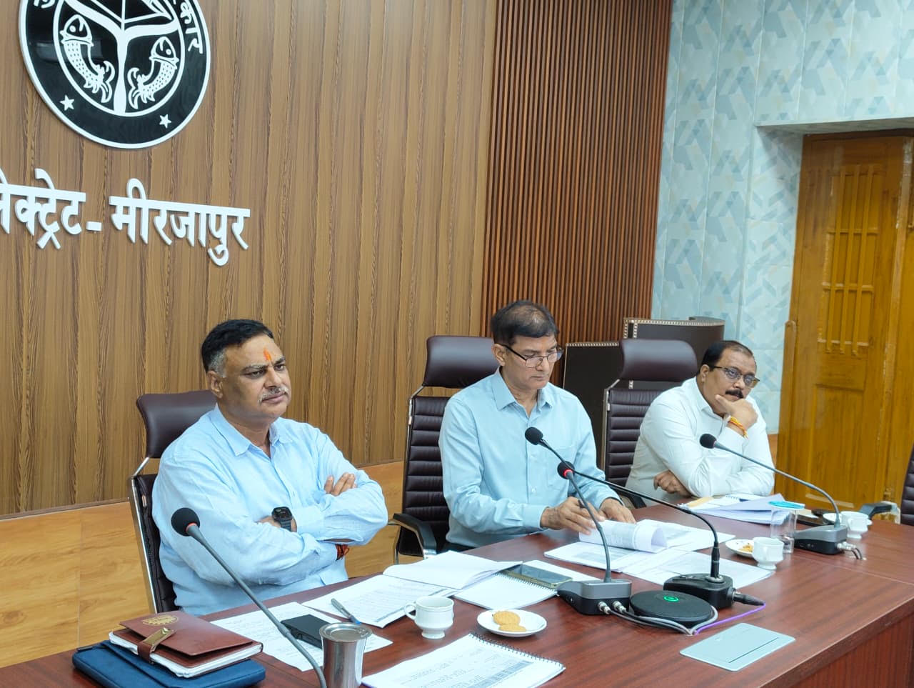 आकांक्षात्मक विकास खंडों में विकास कार्यों में तेजी लाने के विशेष सचिव ने दिए निर्देश