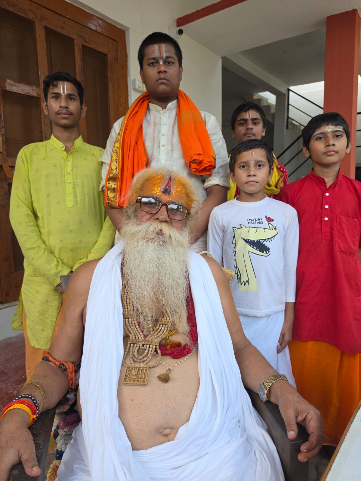 हामिद अंसारी के खिलाफ हो सख्त कार्रवाई जगदगु, स्वामी शाडिल्य महराज, महंत डा चन्द्रदेव महराज ने केन्द्र सरकार से किया मांग कहा कि सनातन, हिन्दू और देश के खिलाफ समाज में घोल रहे जहर