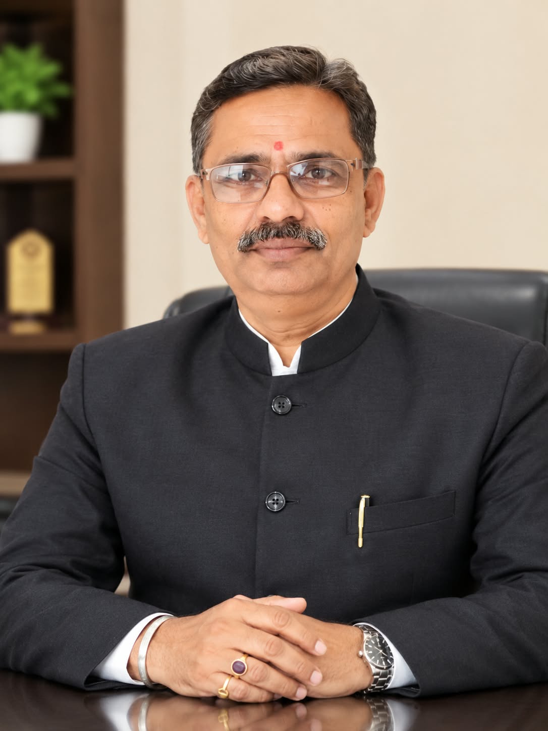 मुकदमा पत्रकार पर है, कलम पर नहीं, एफआईआर से घबराने के बजाय कानून का लें सहारा -डॉ. अनुराग सक्सेना