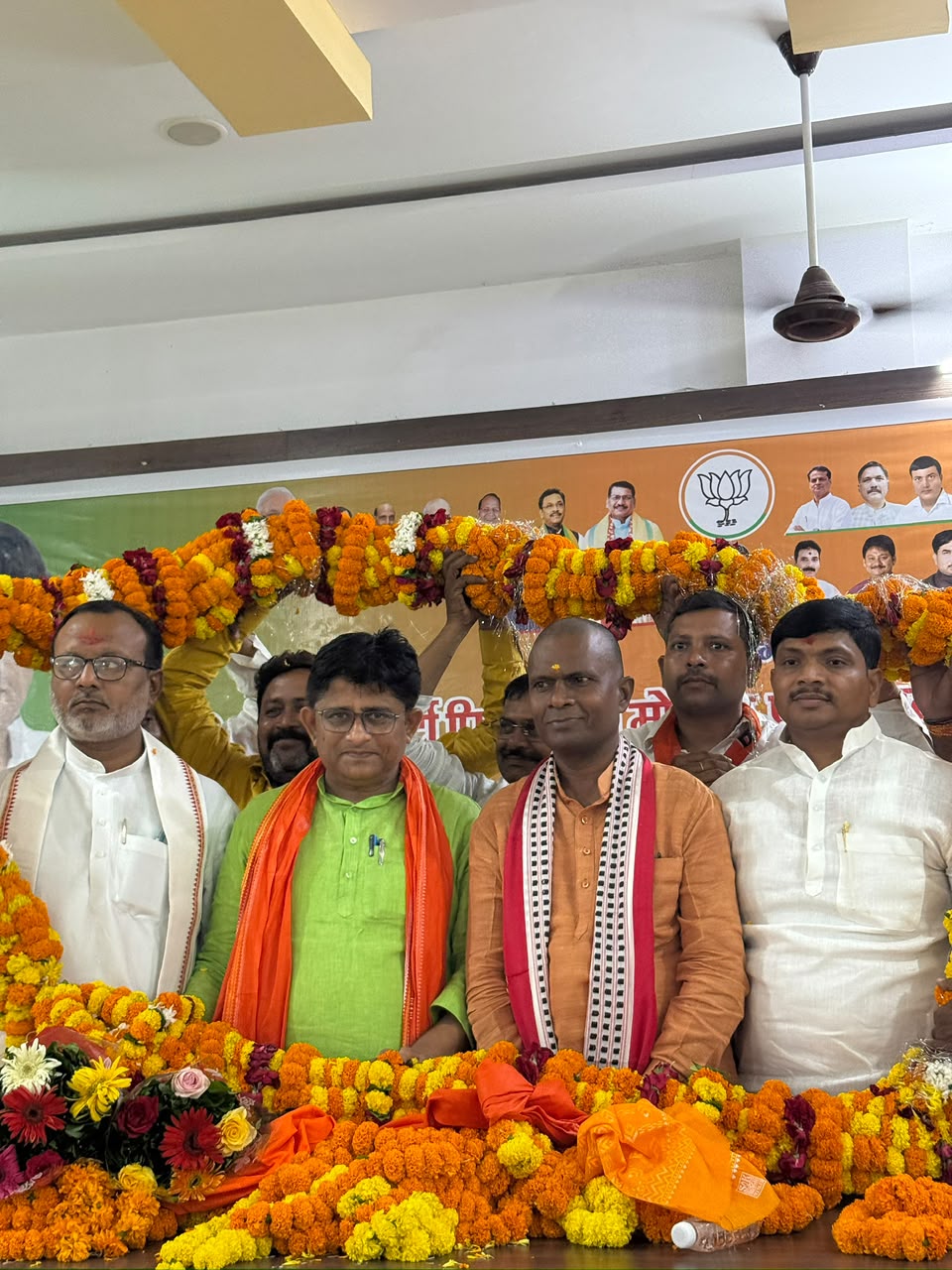 प्रदेश मंत्री पिछड़ा मोर्चा रामकुमार विश्वकर्मा का गृहजनपद मीरजापुर में हुआ भव्य स्वागत