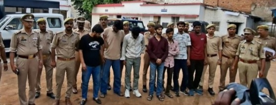 परवेज अली हत्याकांड का पुलिस ने किया खुलासा, सात आरोपी गिरफ्तार   ड्रग्स की वीडियो बनाकर अवैध वसूली की थी साजिश, पुलिसकर्मी भी निकला वारदात में शामिल