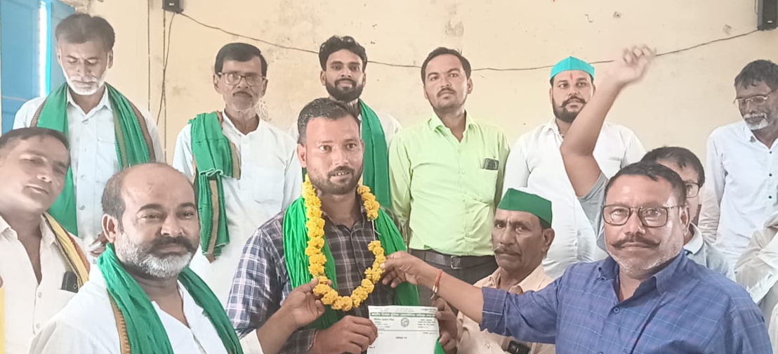 भाकियू की बैठक में पांच सूत्रीय मांगों पर चर्चा, नई कार्यकारिणी गठित असोथर में सफाई व्यवस्था, क्षतिग्रस्त पुलियों की मरम्मत और नवरात्र में भारी वाहनों पर नियंत्रण की उठी मांग