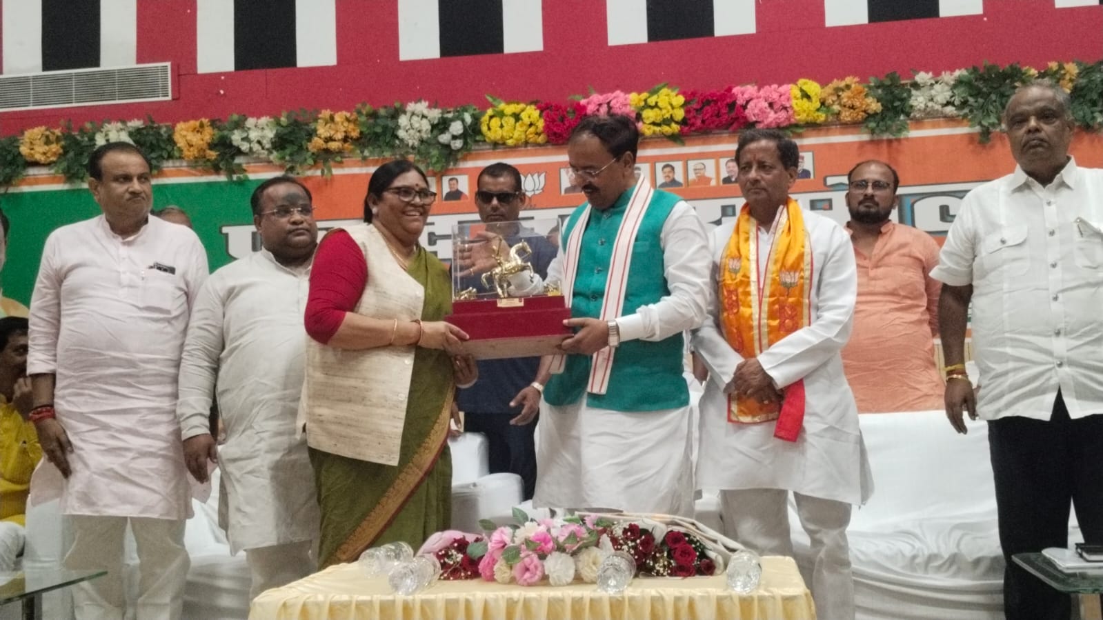 प्रबुद्धजन सम्मेलन में डिप्टी सीएम का दावा, भाजपा प्रत्याशी अशोक कुमार राठौर के समर्थन में शिक्षकों और अधिवक्ताओं से मांगा समर्थन