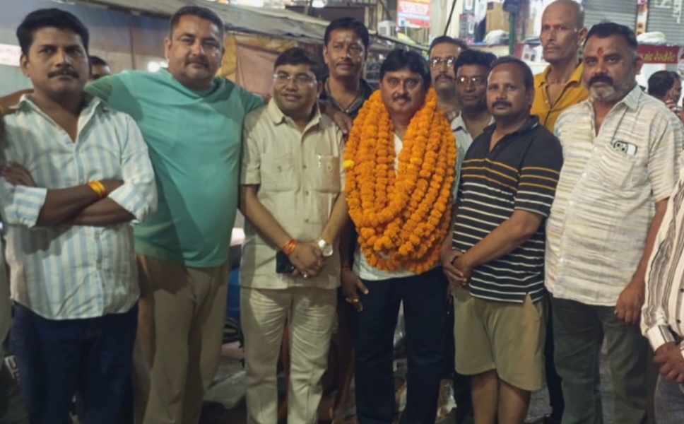 भाजपा पिछड़ा मोर्चा के महानगर अध्यक्ष बने राजेश निषाद