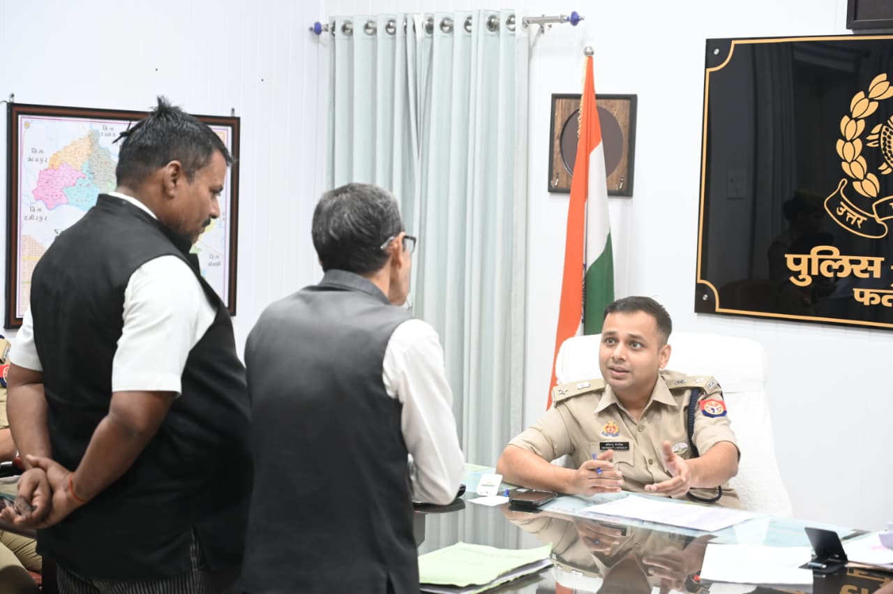 पुलिस अधीक्षक ने सुनीं फरियादियों की समस्याएं - गुणवत्तापूर्ण और समयबद्ध निस्तारण के दिए निर्देश