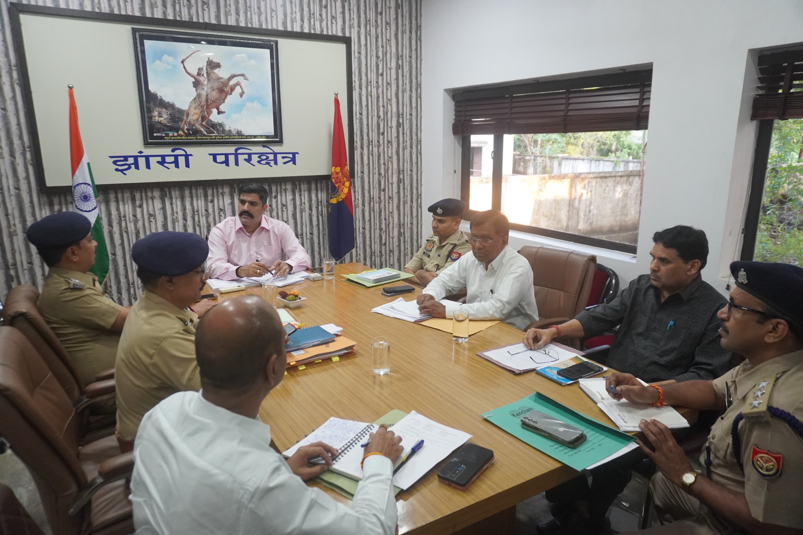 छह माह से लंबित विवेचनाओं का समयबद्ध निस्तारण कराएं : आईजी