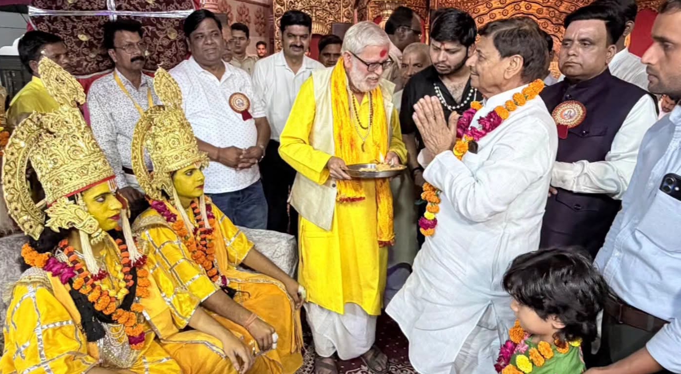 बुराई पर अच्छाई की जीत का पर्व है विजयदशमी: शिवपाल यादव