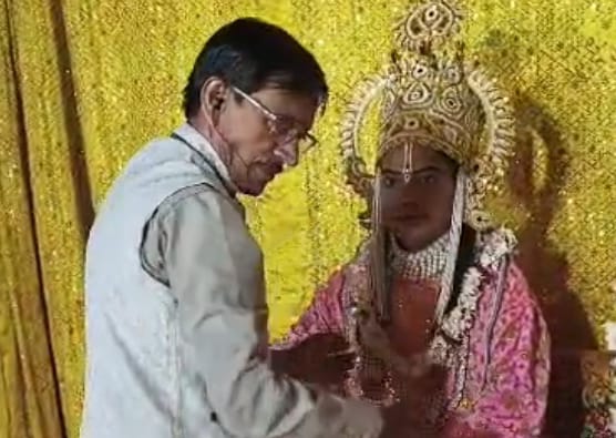 हसवा में ताड़का वध और फुलवारी लीला का मंचन - 226वें वर्ष की ऐतिहासिक रामलीला का शुभारंभ, राम-लक्ष्मण की लीलाएं देख भावविभोर हुए दर्शक