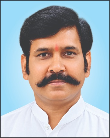 शिक्षक एमएलसी प्रत्याशी देवेंद्र कुमार सिंह ने विभिन्न विद्यालयों एवं महाविद्यालयों का किया दौरा