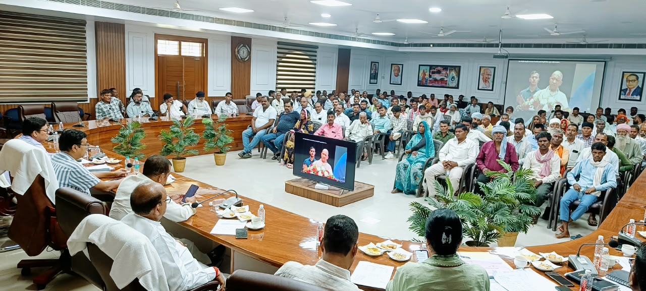बाढ़ से बर्बाद फसलों पर सरकार का मरहम, खीरी के 9,250 किसानों को मिले 6.42 करोड़,शेष किसानों को दो दिन में मिलेगा अनुदान