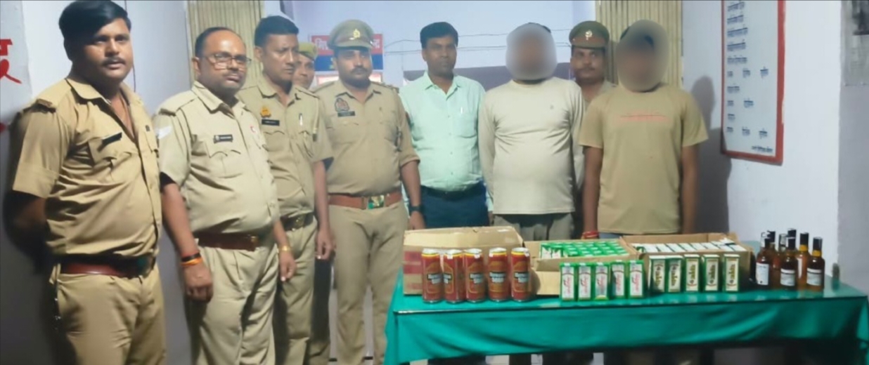 अवैध शराब के साथ दो गिरफ्तार, कार समेत शराब और नकदी बरामद  बकेवर पुलिस और आबकारी विभाग की संयुक्त कार्रवाई, 62 पौवा देशी व आठ पौवा विदेशी शराब बरामद