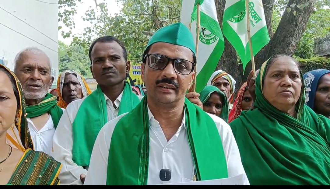 अमेठी में 6 सूत्रीय मांगो को लेकर भाकियू अराजनैतिक ने  प्रदर्शन कर सौंपा ज्ञापन