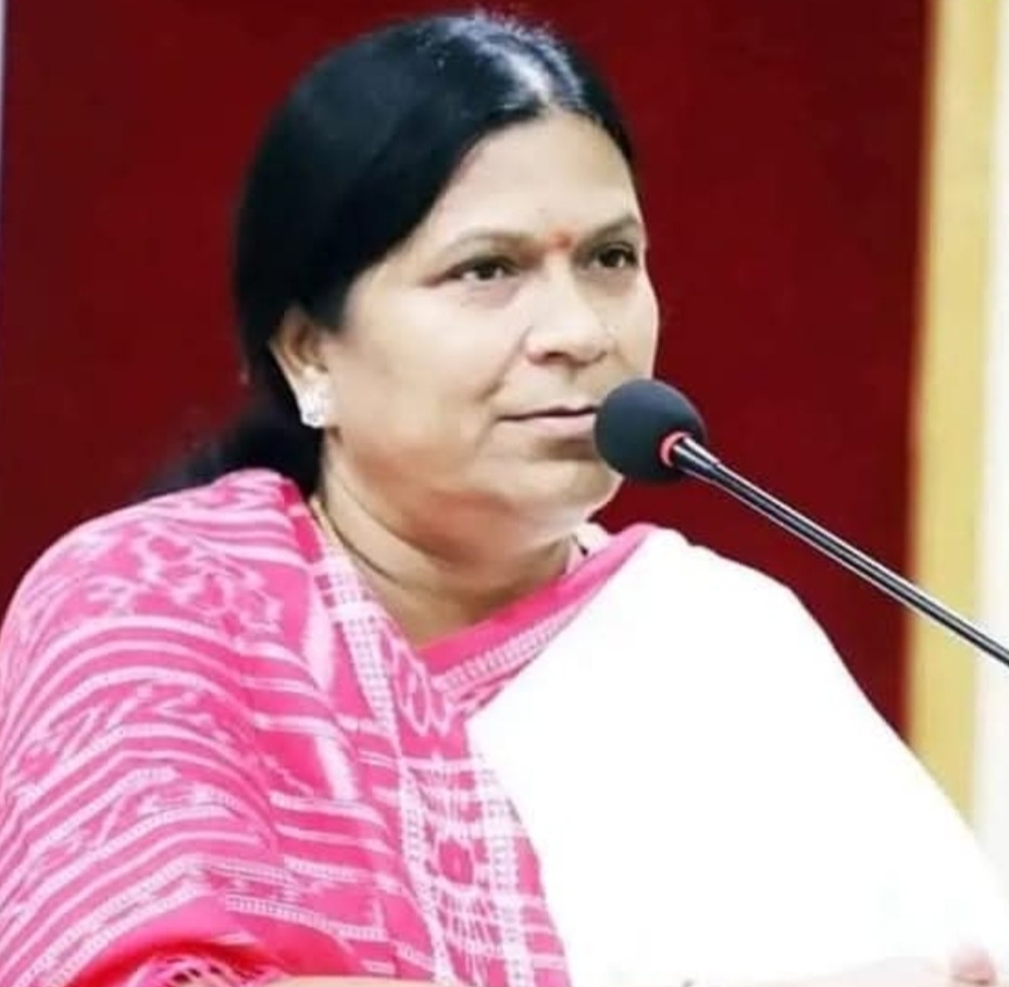 10 दिन के सत्याग्रह के बाद विधायक सरिता भदौरिया के प्रयास से मिली बड़ी राहत, ग्रामीणों में खुशी