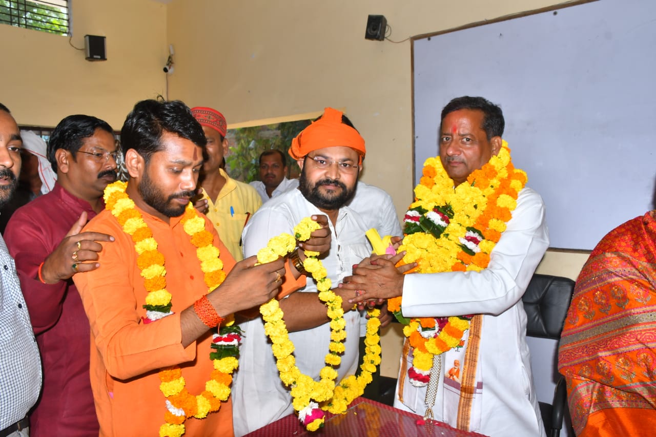 मतदान से पहले प्रत्याशी की छवि, कार्यशैली जरूर देखे रू अशोक राठौर इलाहाबाद