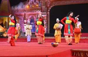 महाकुंभ में सांस्कृतिक कार्यक्रमों की धूम, भारतीय संस्कृति की झलक से अभिभूत हुए श्रद्धालु