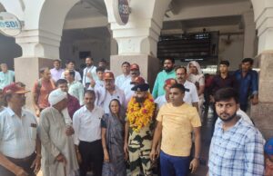 ऑपरेशन सिंदूर में बहादुरी के साथ लड़े बृजमोहन सिंह का रेलवे स्टेशन में हुआ भव्य स्वागत