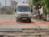 भरथना स्वास्थ्य केंद्र नाले पर लगा लोहे का जाल मरीजों के लिए बना खतरा