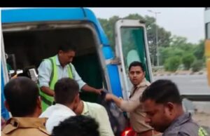 बस चालक को नींद की झपकी आ जाने से हुआ हादसा