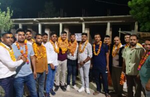 पुलिस में चयनित हुए युवाओं को किया गया सम्मानित