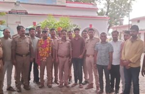 कर्मठशील थानाध्यक्ष को दी गई भावभीनी विदाई