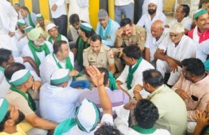 चमारीखेड़ा टोल पर भाकियू का प्रदर्शन, टोल कर्मियों पर दुर्व्यवहार का आरोप