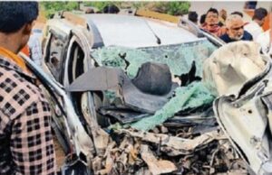 बस की टक्कर से ग्राम पंचायत सचिव गंभीर रूप से घायल,विडियो देखिए