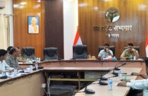 सड़क सुरक्षा समिति की बैठक में दुर्घटनाओं में कमी लाए जाने पर हुई समीक्षा बैठक