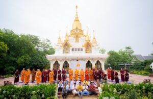 बौद्ध धर्मगुरु भिक्षु फ्रा अरियावोंगसागत्याना का मनाया गया जन्मदिवस