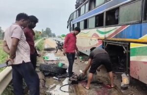 पश्चिम बंगाल से गुरुग्राम जा रही बस में लगी आग, यात्री सुरक्षित