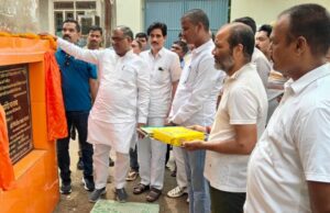 69 लाख की लागत से तीन सड़क परियोजनाओं का मंत्री ने किया शिलान्यास