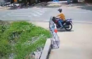 फिल्मी स्टाइल में चोरी, दुकानदार को नशीली कोल्डड्रिंक पिलाकर लूटा वीडियो वायरल