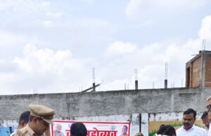 वन महोत्सव के तहत ब्लॉक प्रमुख प्रतिनिधि ने किया वृक्षारोपण