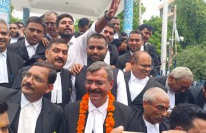 राकेश पांडेय हाईकोर्ट बार एसोसिएशन के अध्यक्ष अखिलेश कुमार शर्मा बने महासचिव