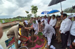 नून नदी तट पर वृहद वृक्षारोपण,बारिश के बीच जनसहभागिता से हरियाली की ओर बड़ा कदम